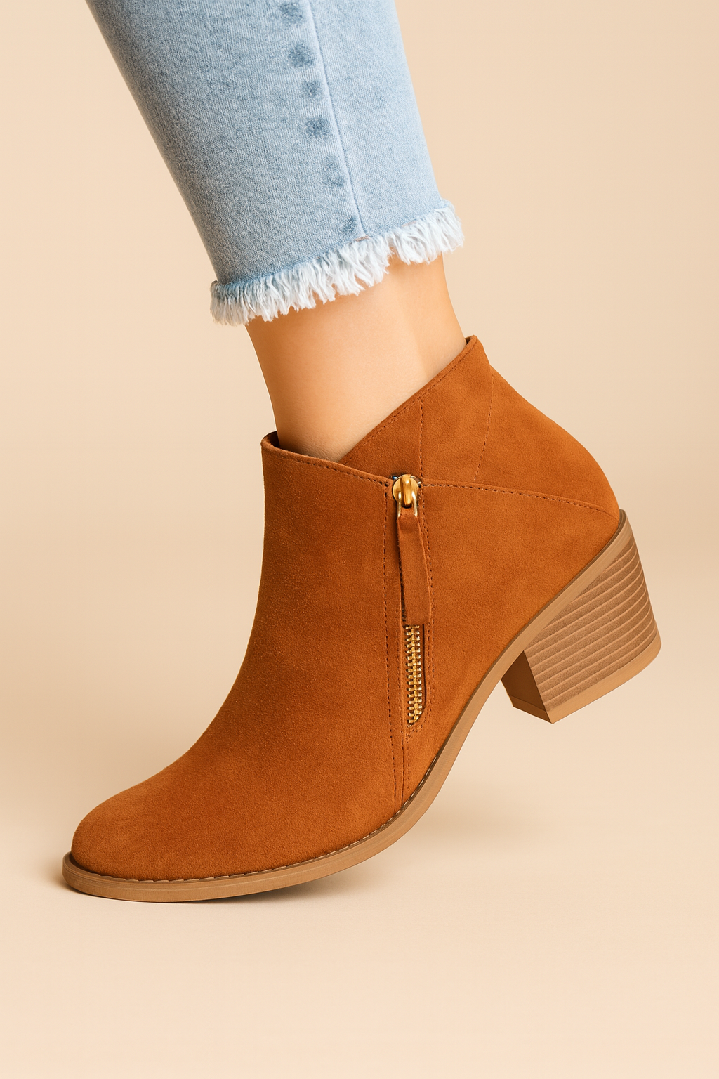 Women's Block Heel Ankle Boots — Pointed Toe Side Zip 7