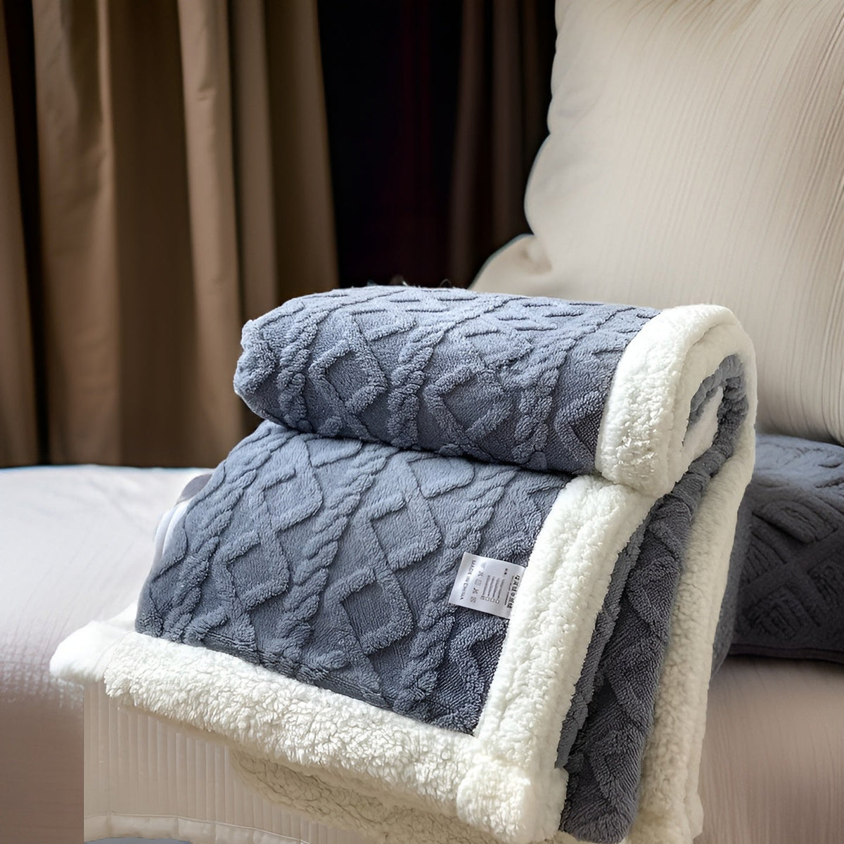 Double-Sided Fleece Blanket — Ultra-Soft Luxury Winter Throw 13