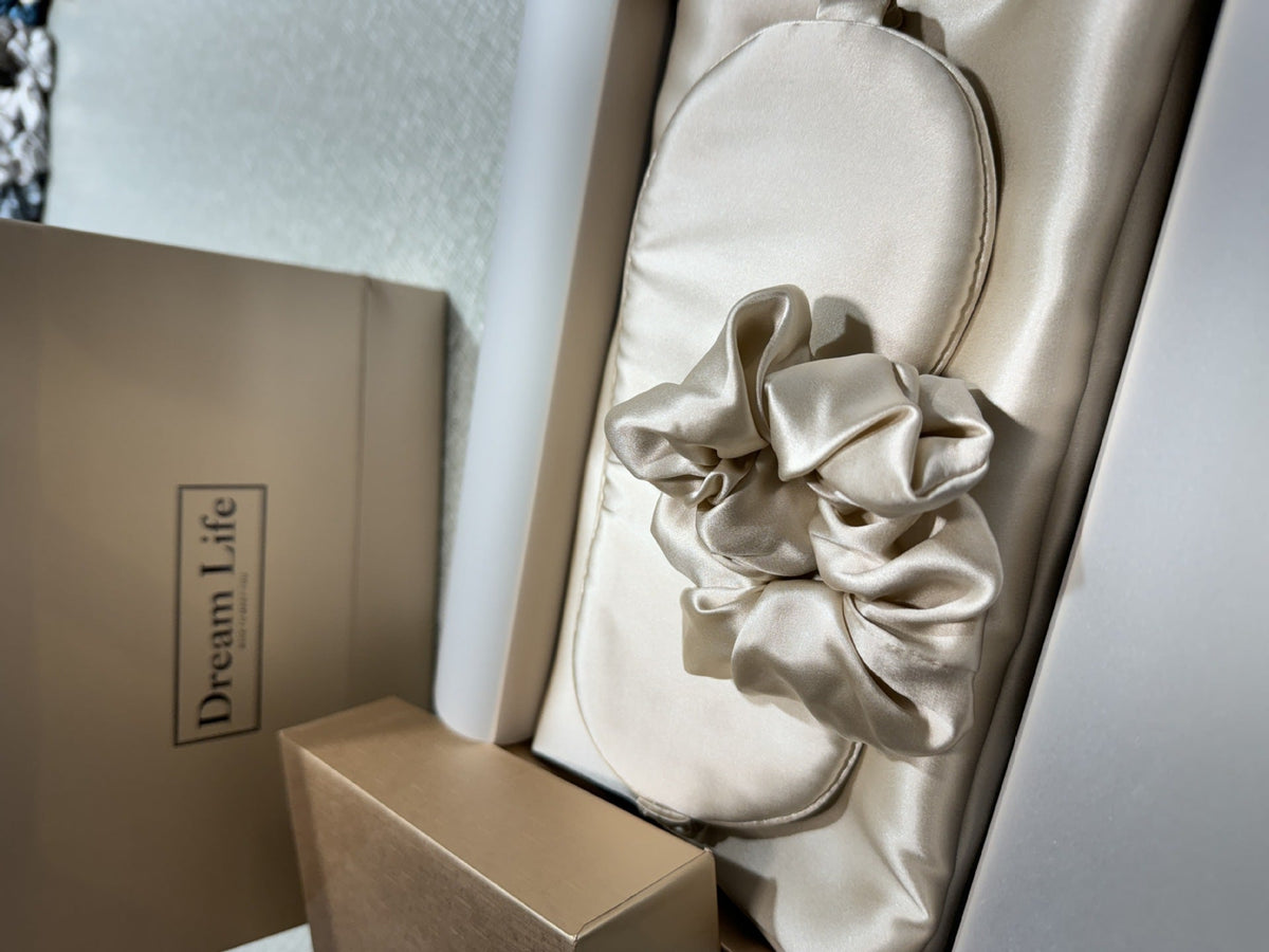 Mulberry Silk Sleep Set — Pillowcase, Eye Mask & Scrunchie Gift 9