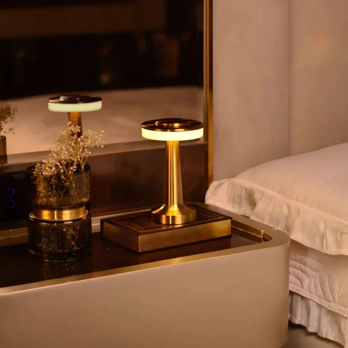 Portable Dimmable Retro Table Lamp — Cordless LED USB-C 3
