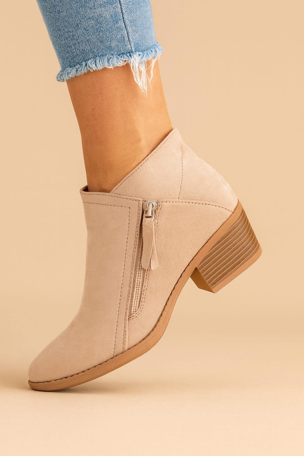 Women's Block Heel Ankle Boots — Pointed Toe Side Zip 9