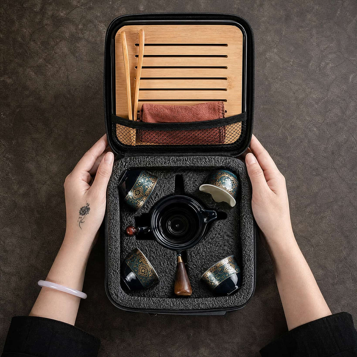 Kung Fu Travel Tea Set — 360° Rotating Ceramic Teapot 4